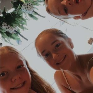 Meet your Posher, Maya